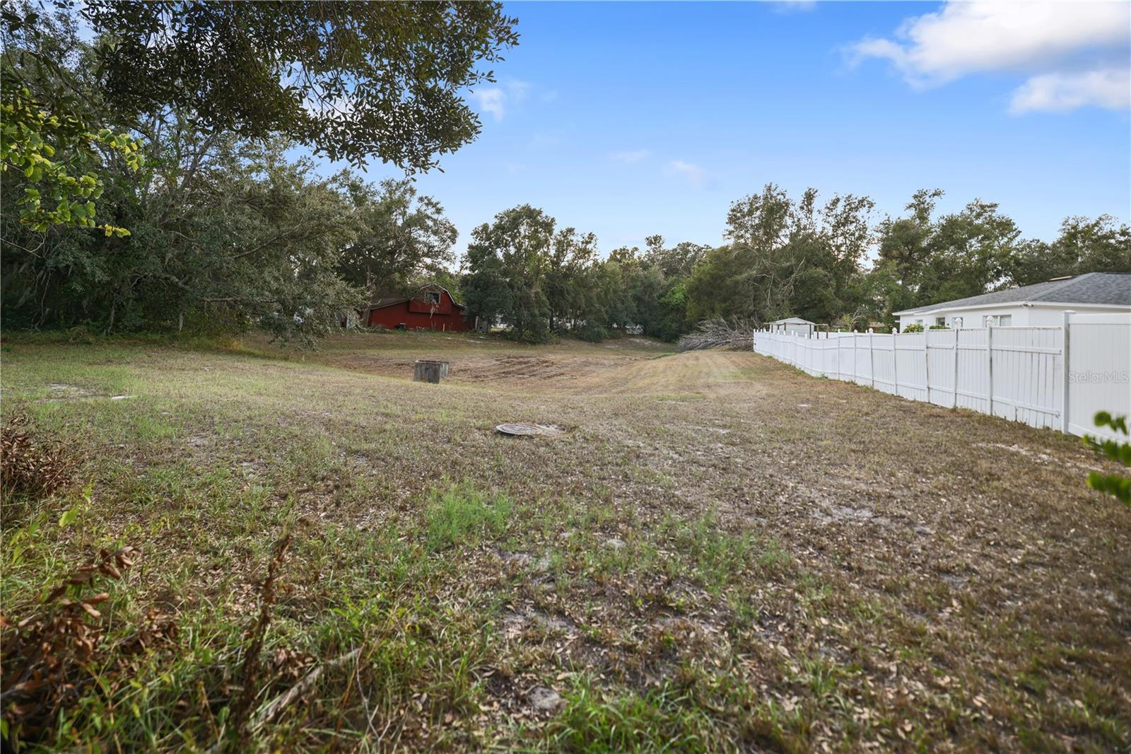 RIVER BLUFFS - Residential