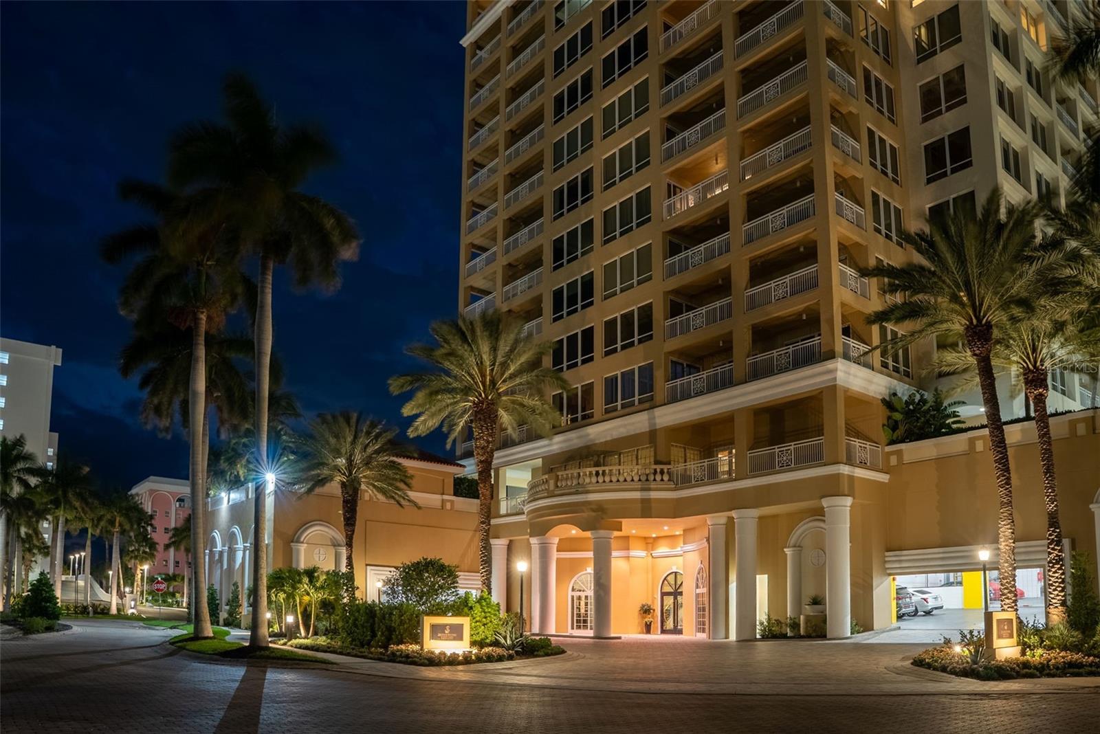 35 WATERGATE DRIVE 1104