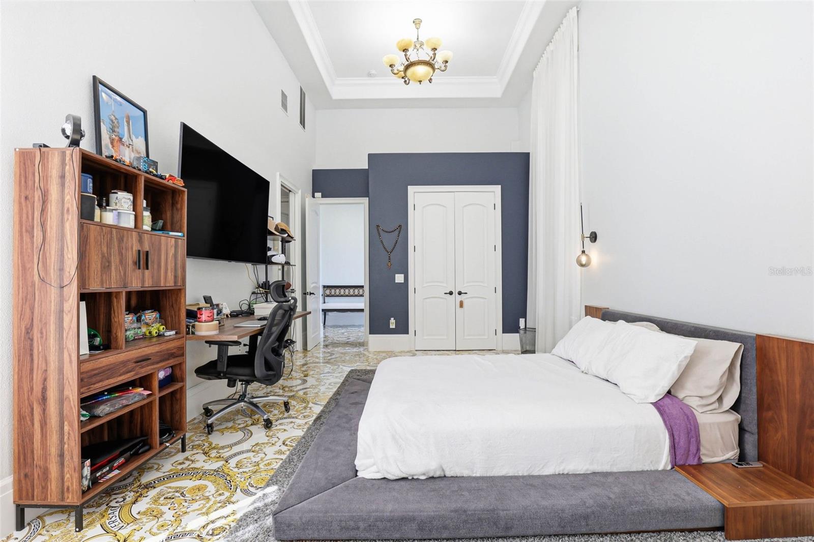 UNPLATTED - Residential