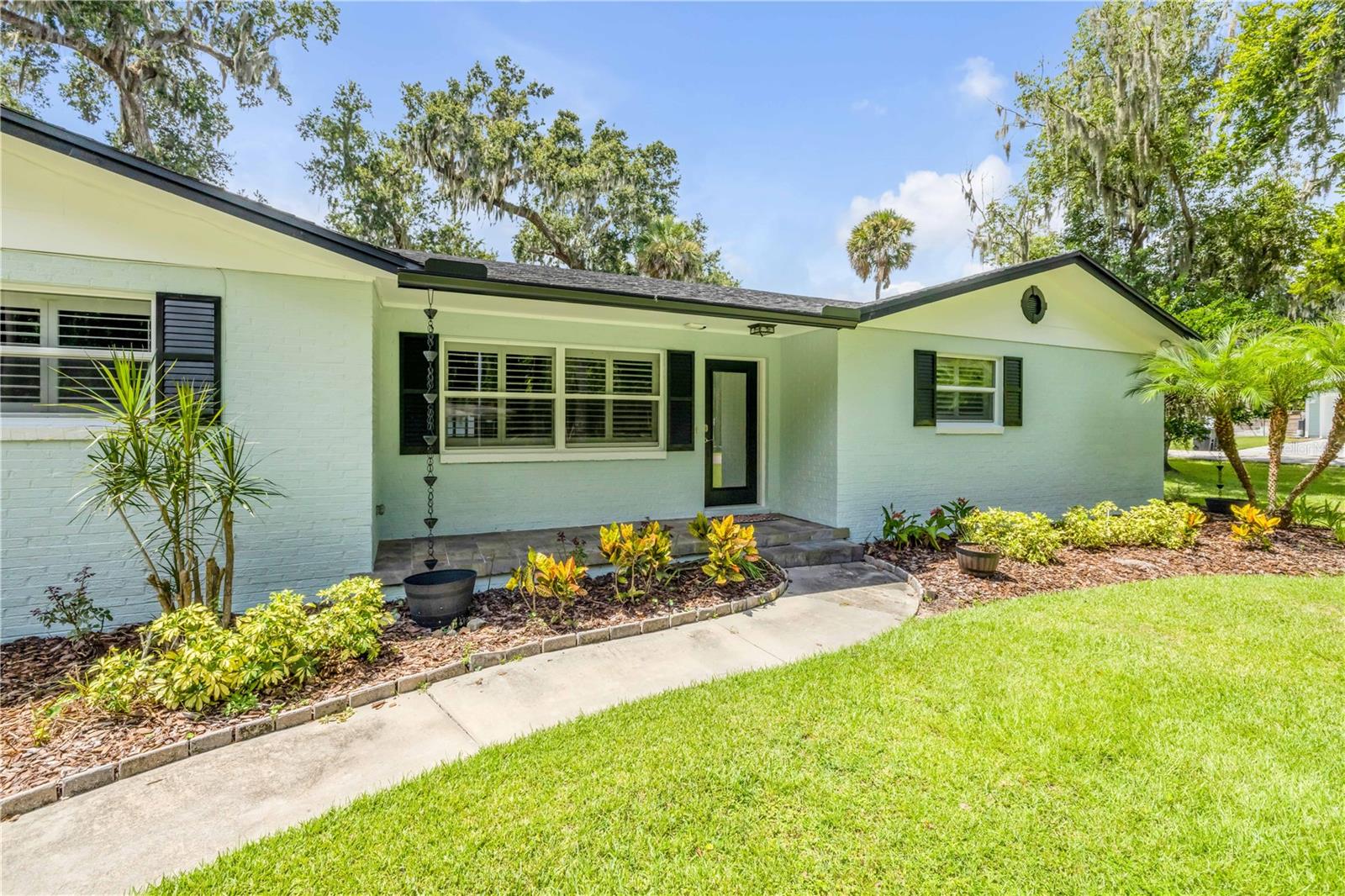 1144 CORBIN PARK ROAD