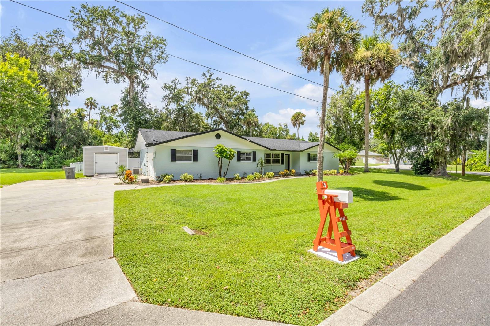 1144 CORBIN PARK ROAD