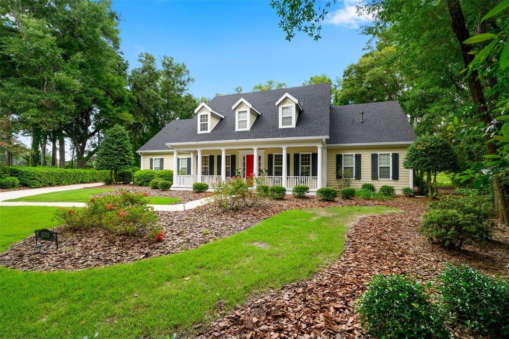 Photo of 10005 SW 48th Place, Gainesville, FL 32608 (MLS # GC541309)