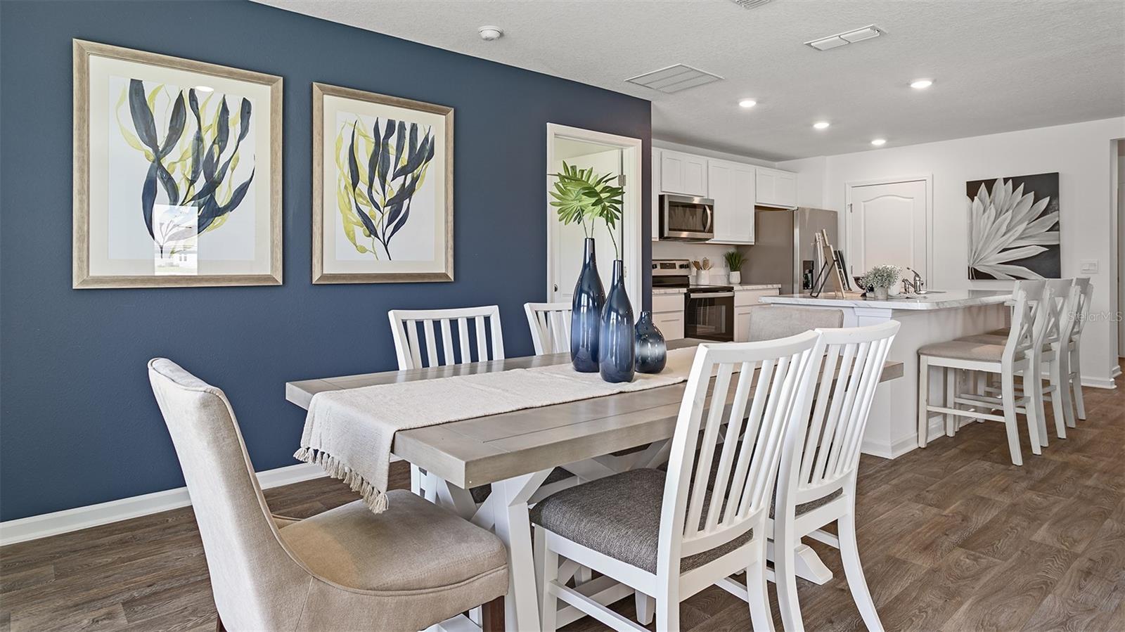 ENTRADA - Residential