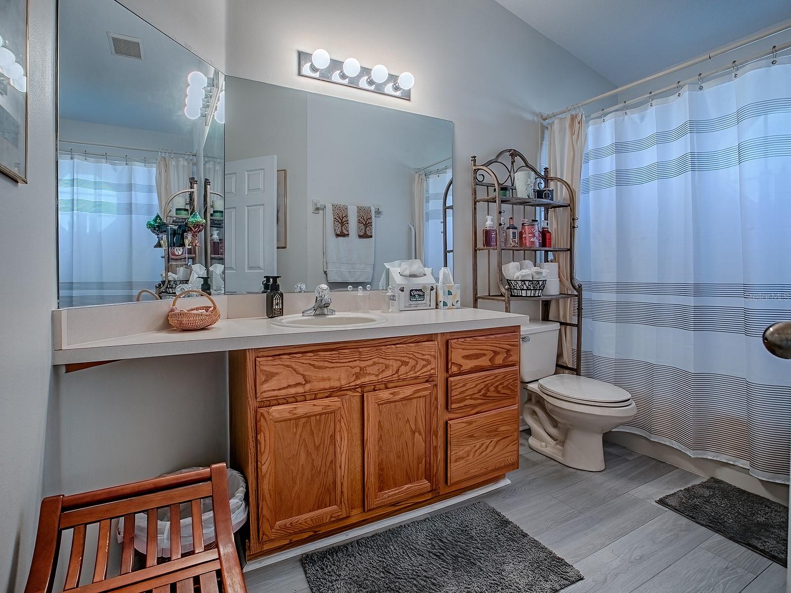 PLANTATION AT LEESBURG GLEN EAGLE VILLAGE TR A-E - Residential