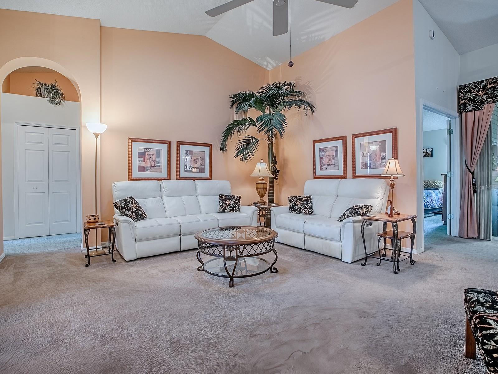 PLANTATION AT LEESBURG GLEN EAGLE VILLAGE TR A-E - Residential