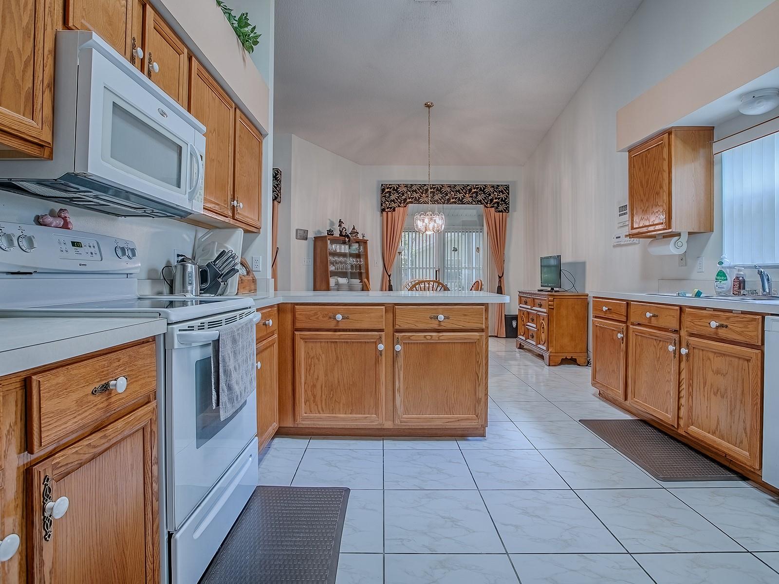 PLANTATION AT LEESBURG GLEN EAGLE VILLAGE TR A-E - Residential