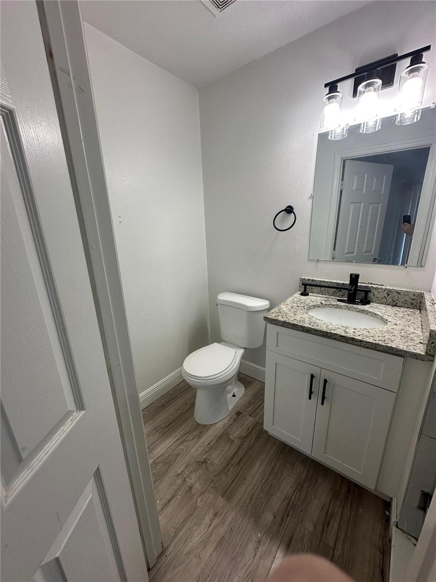 HUNTINGTON ON GREEN CONDO - Residential