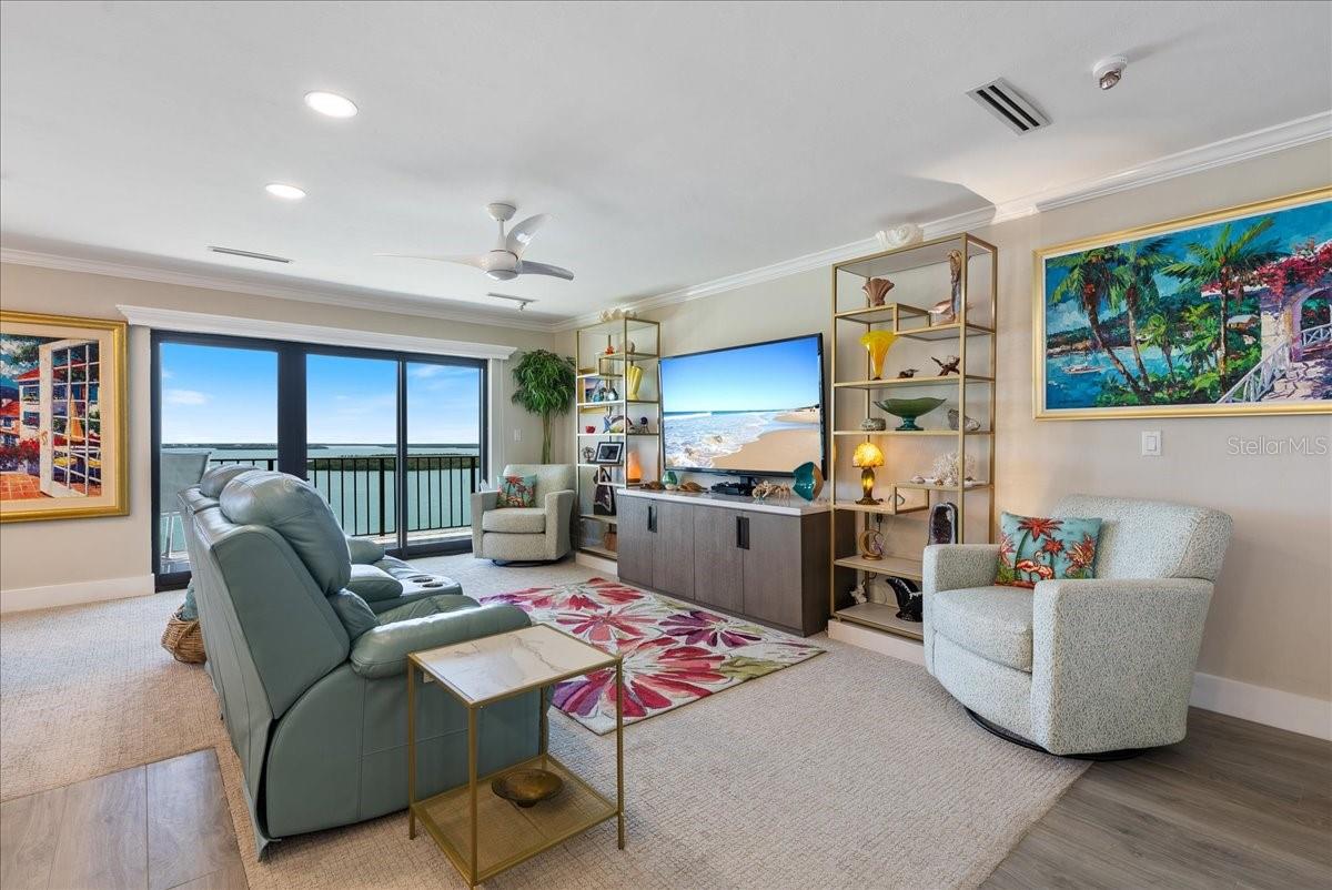 1100 S COLLIER BOULEVARD S 1025