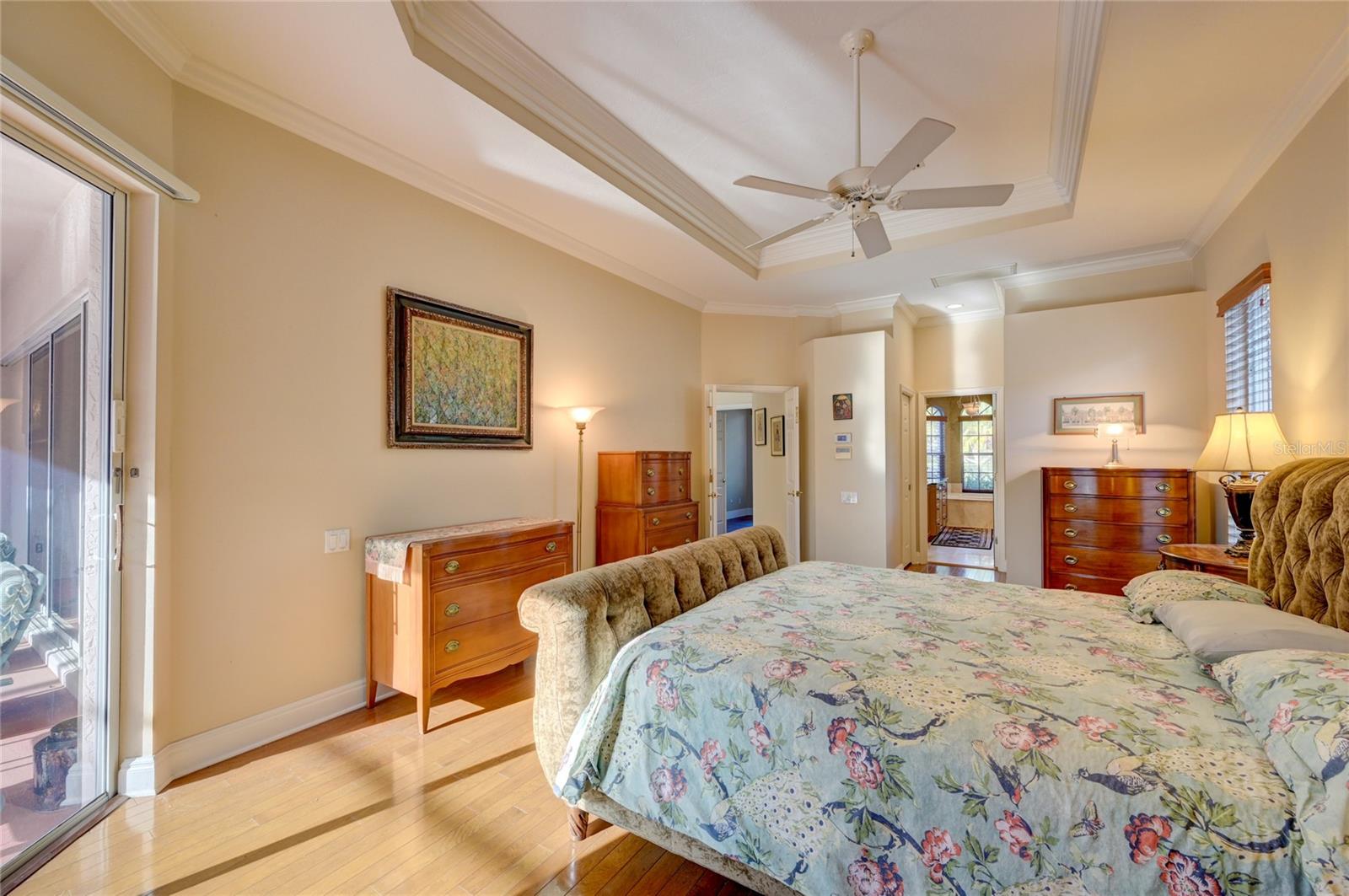 WILTON CRESCENT - Residential