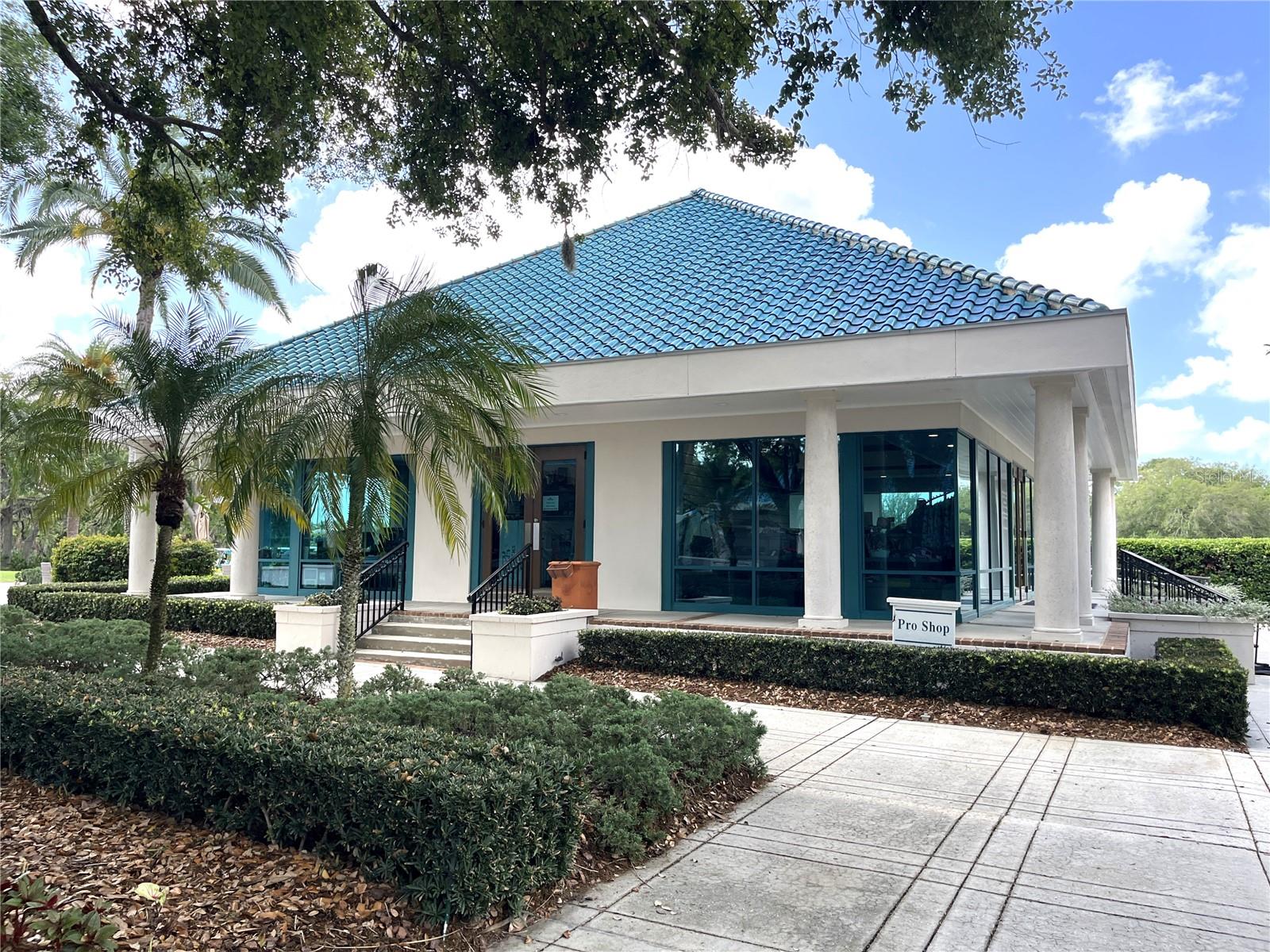 WILTON CRESCENT - Residential