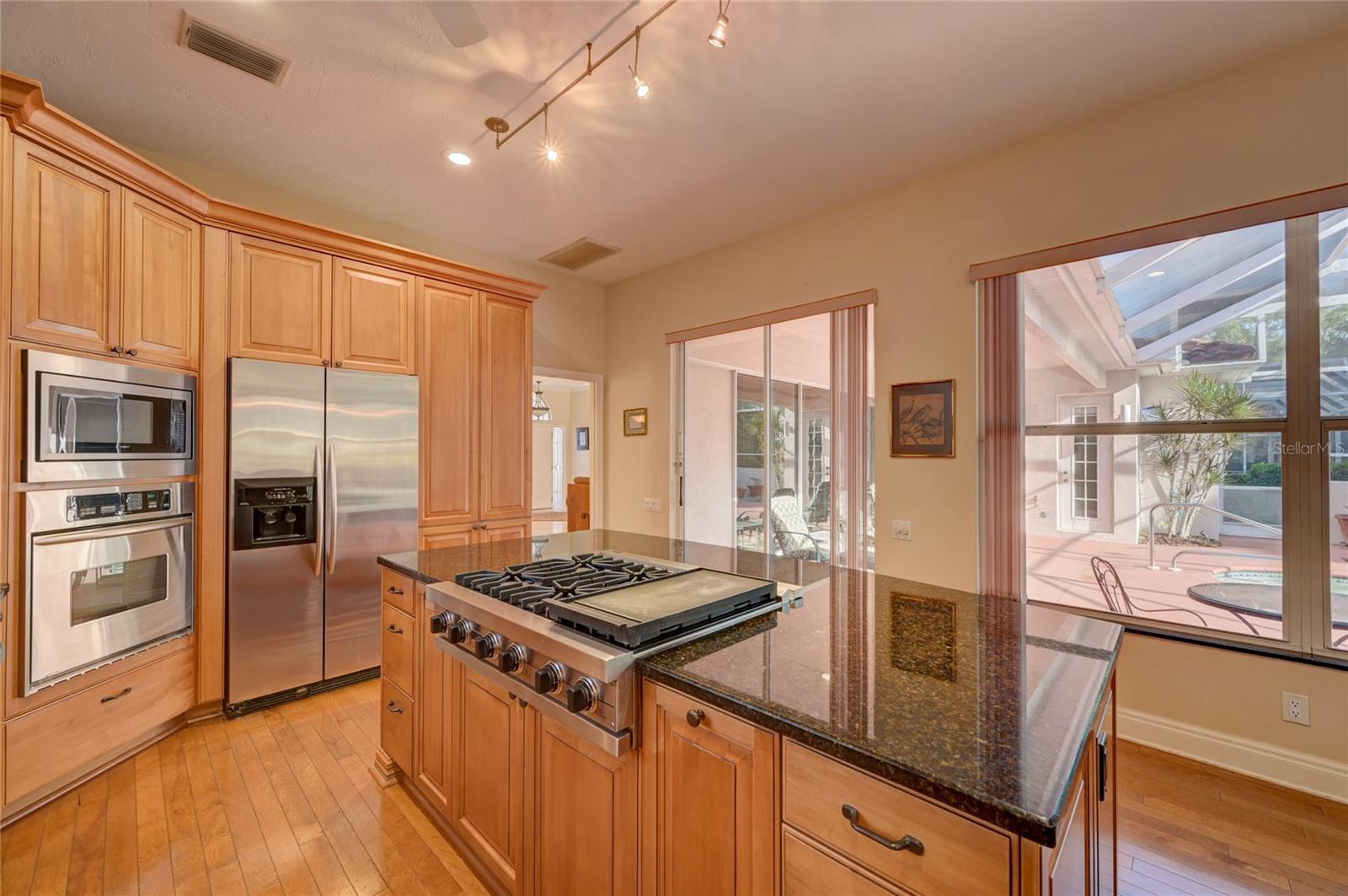 WILTON CRESCENT - Residential