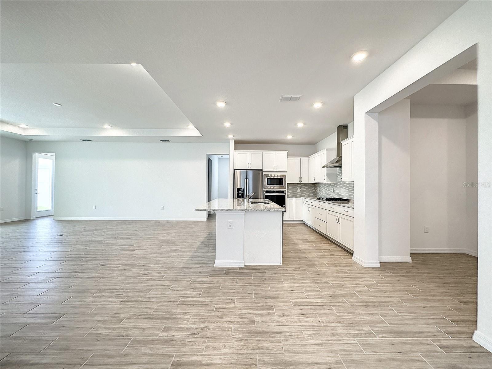 CALESA TOWNSHIP ROAN HILLS PH - Residential Lease