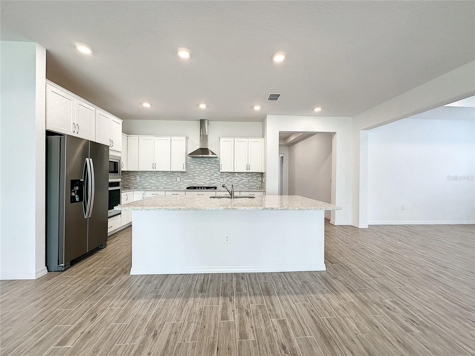 CALESA TOWNSHIP ROAN HILLS PH - Residential Lease