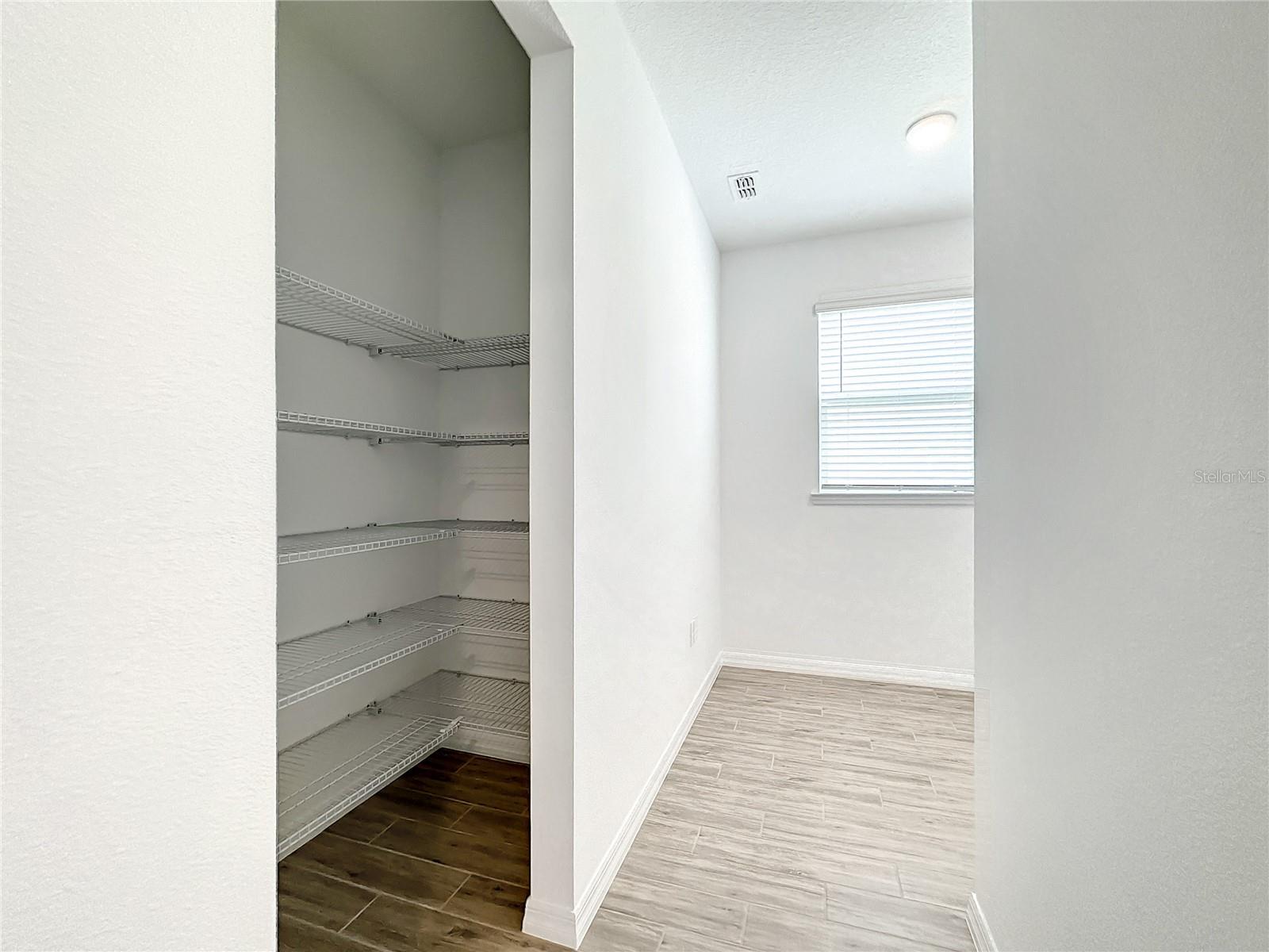 CALESA TOWNSHIP ROAN HILLS PH - Residential Lease