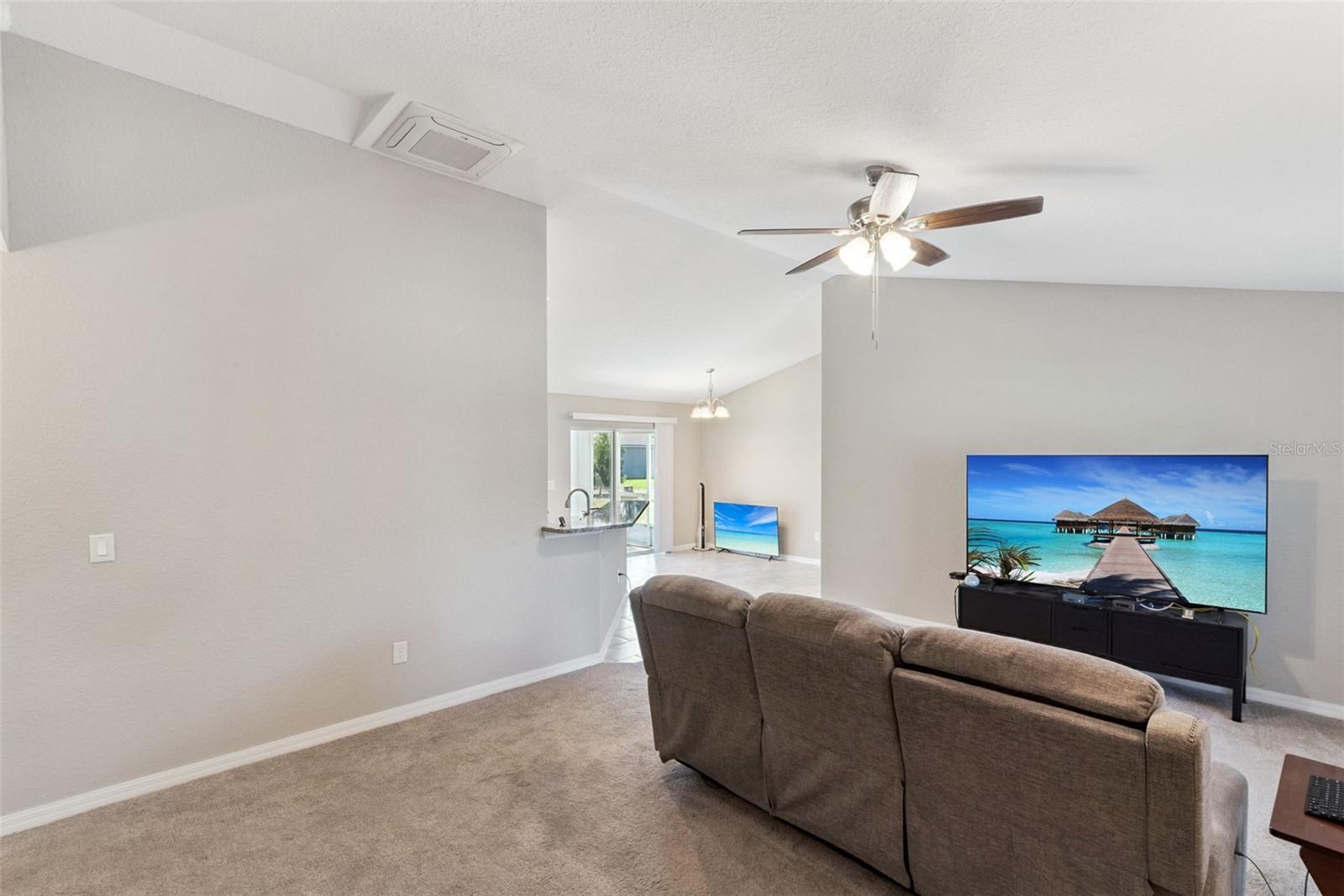 MARION OAKS UN 03 - Residential
