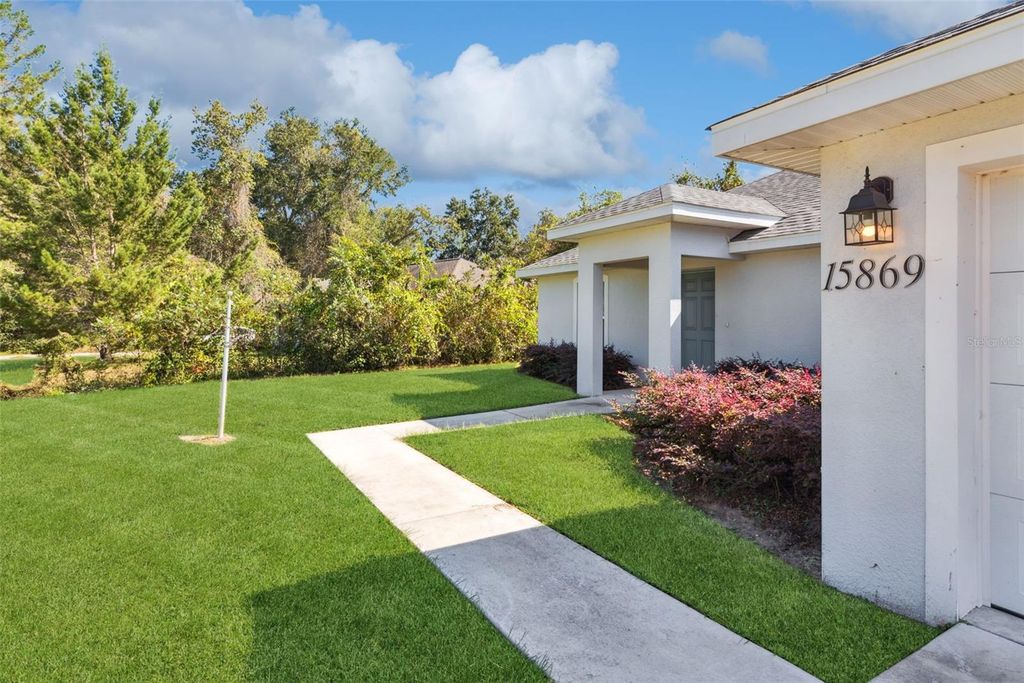 Photo of 15869 SW 26th Court, Ocala, FL 34473 (MLS # O6355066)