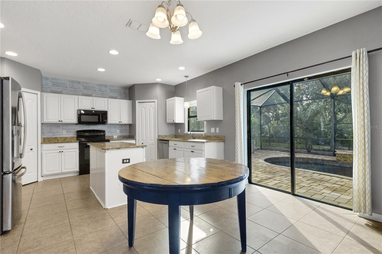 SHEFFIELD GLENN - Residential