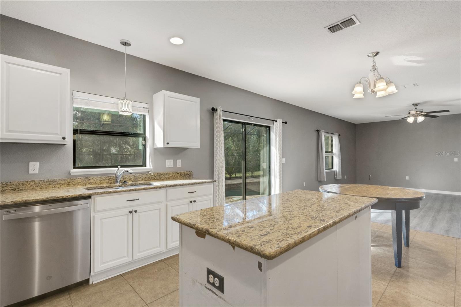 SHEFFIELD GLENN - Residential