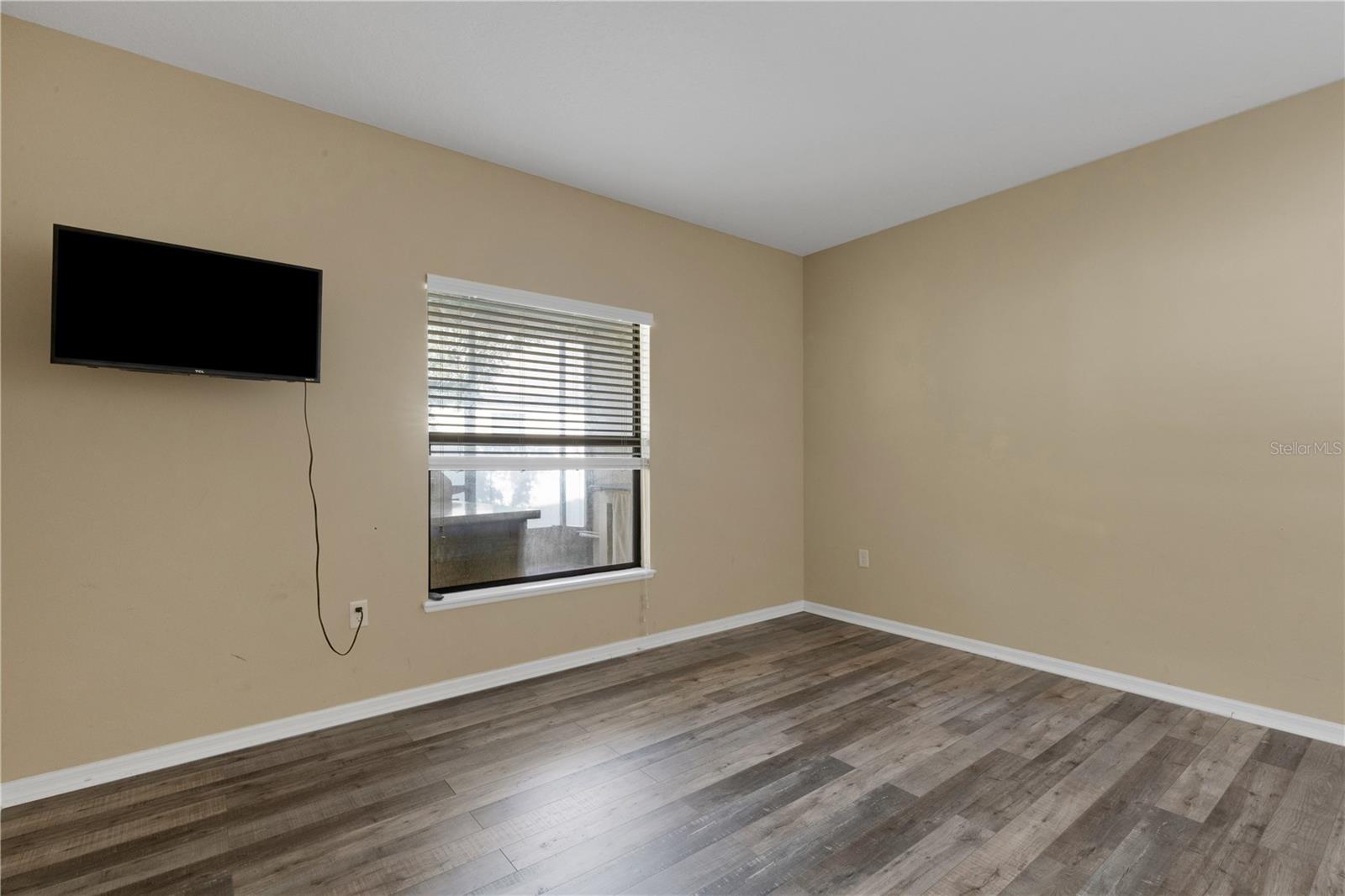 SHEFFIELD GLENN - Residential