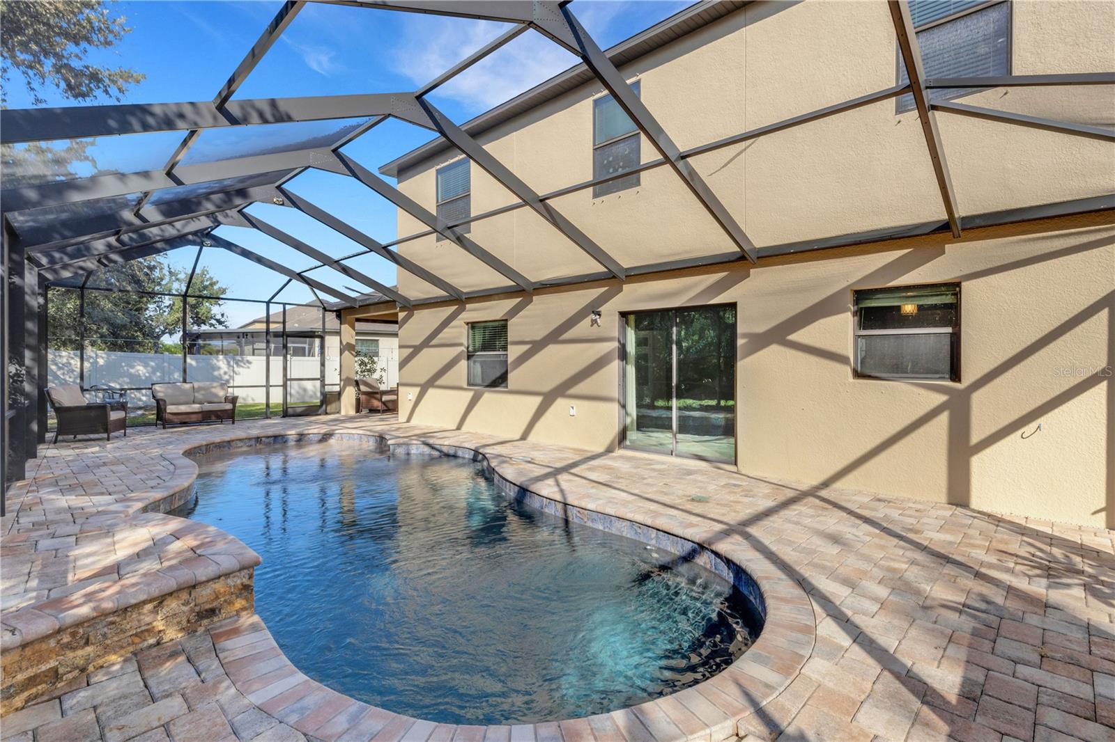 SHEFFIELD GLENN - Residential