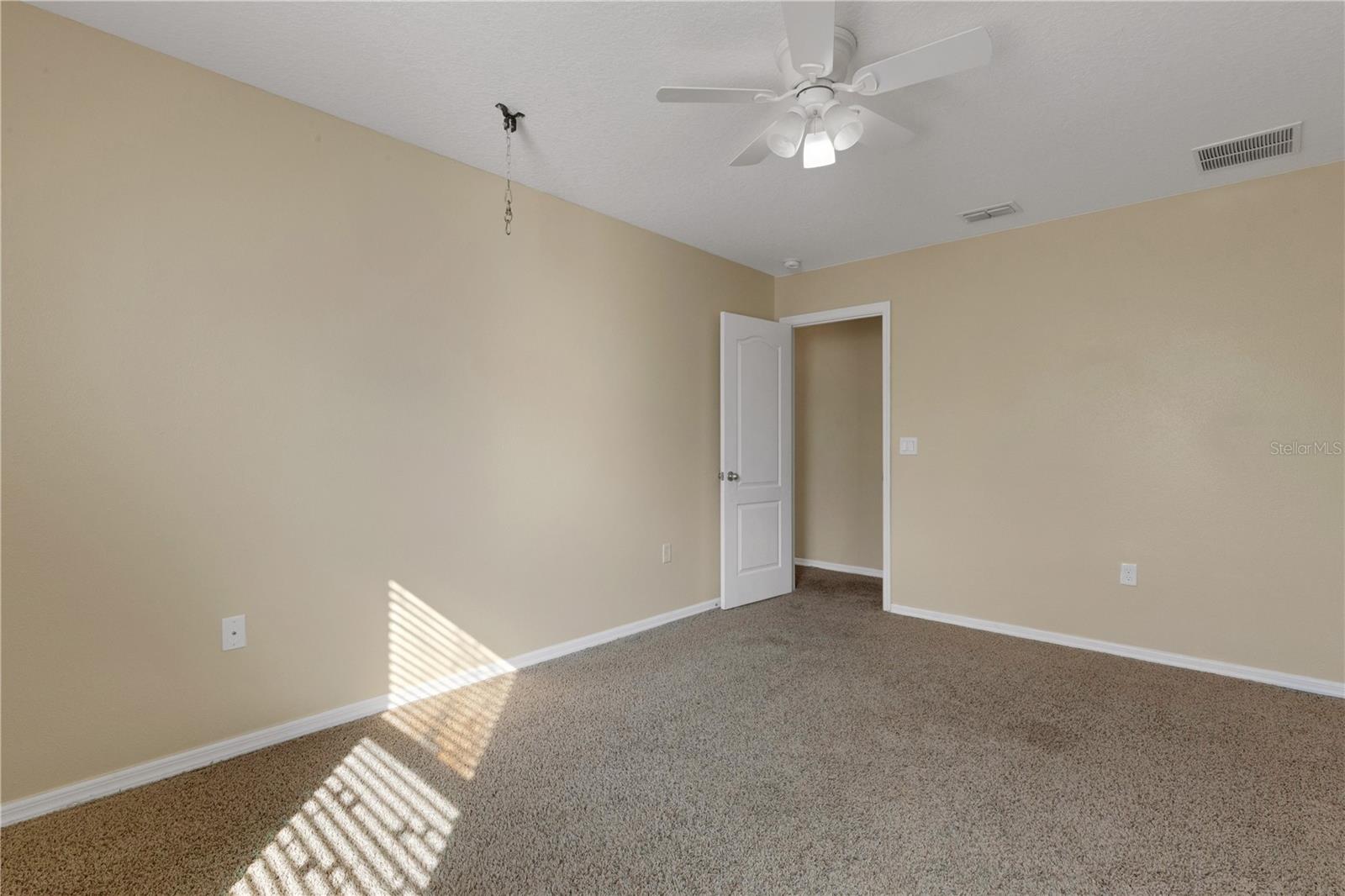 SHEFFIELD GLENN - Residential