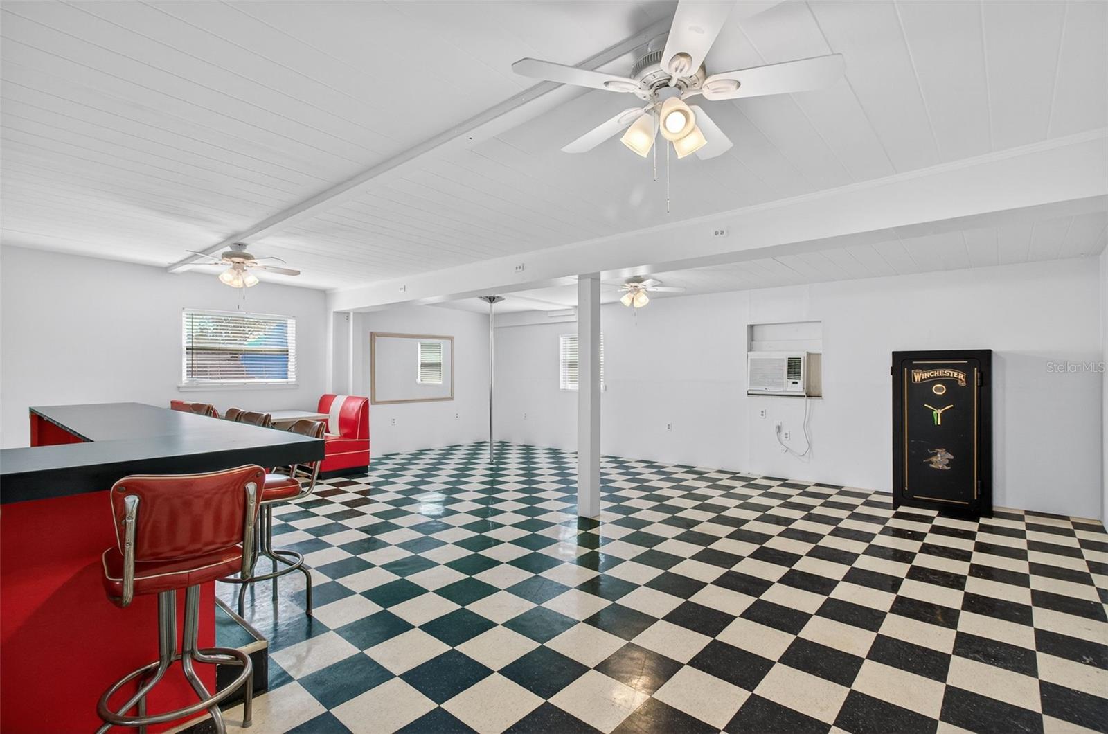 MOUNT VERNON - Residential