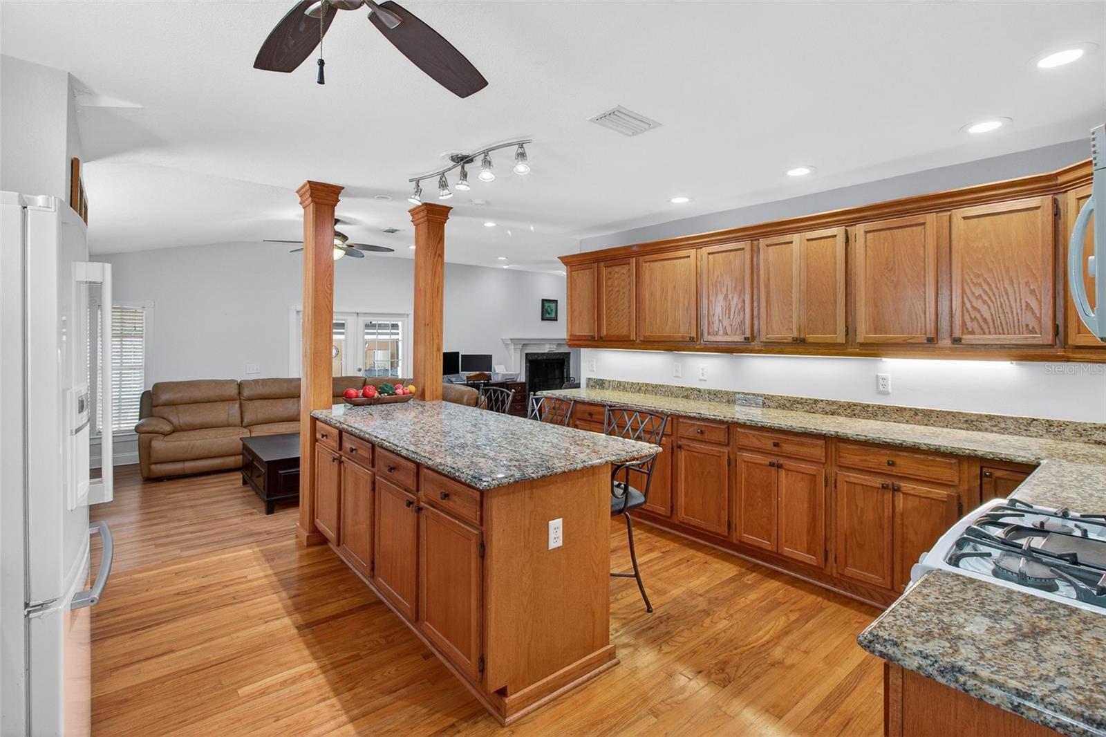 MOUNT VERNON - Residential