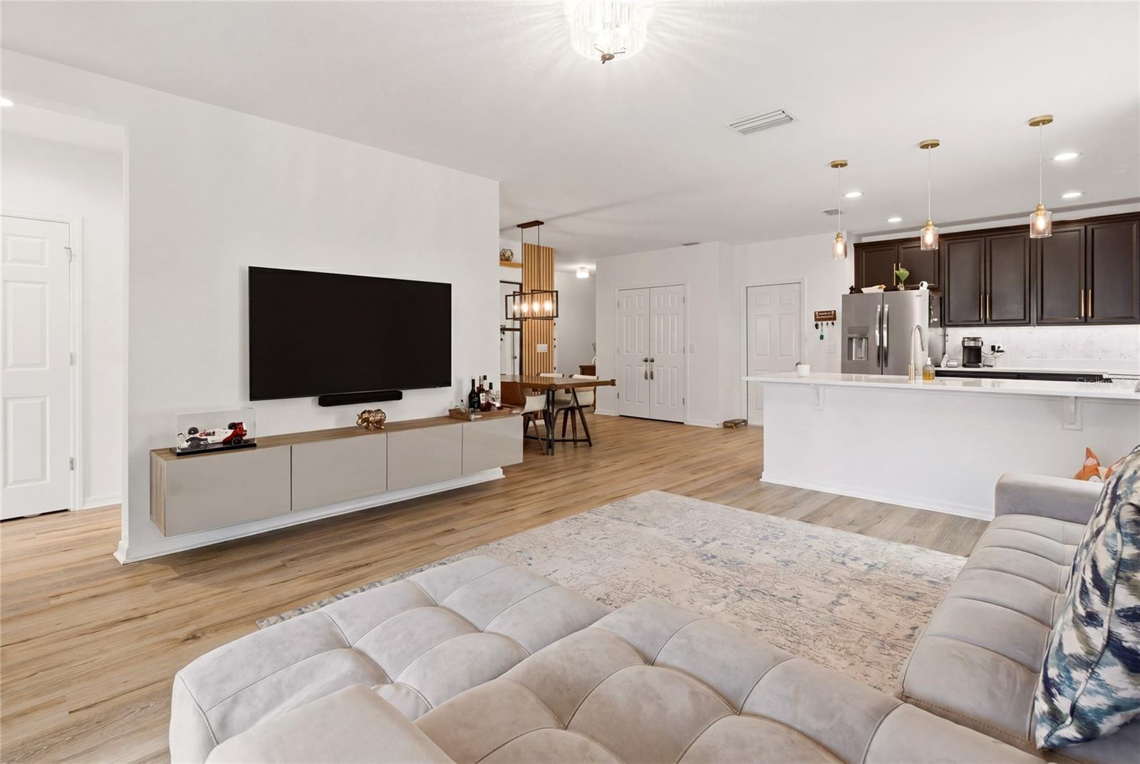 CYPRESS OAKS - Residential