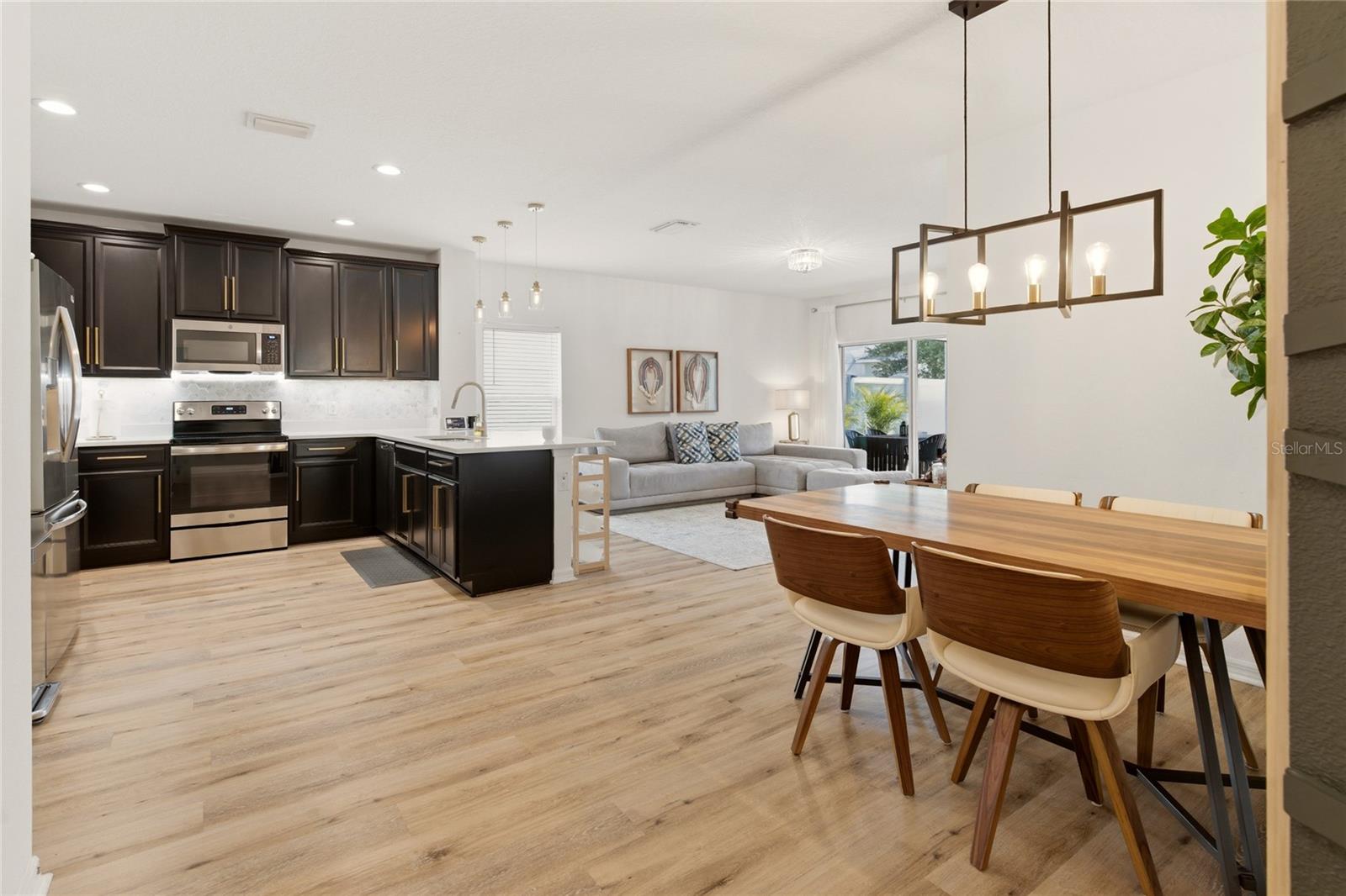 CYPRESS OAKS - Residential