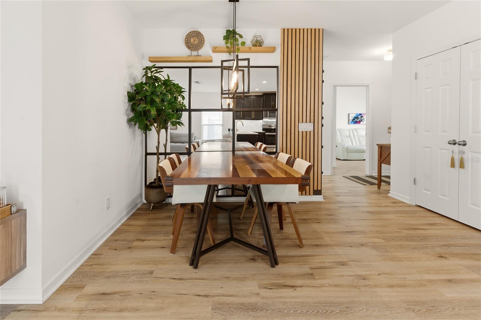 CYPRESS OAKS - Residential