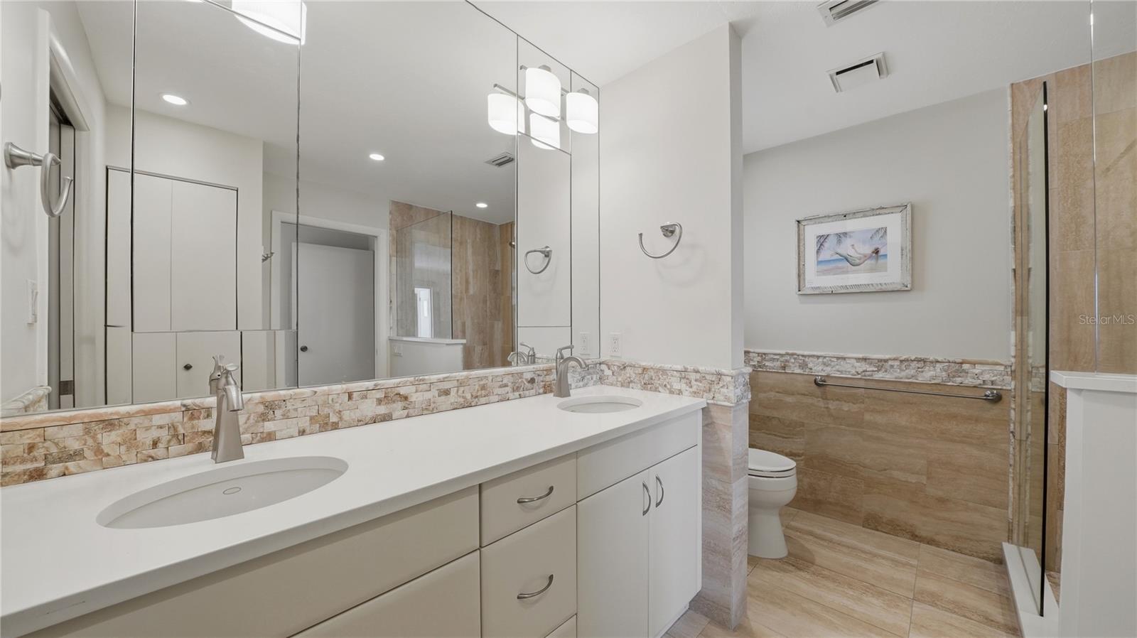 WINDWARD BAY AMD - Residential