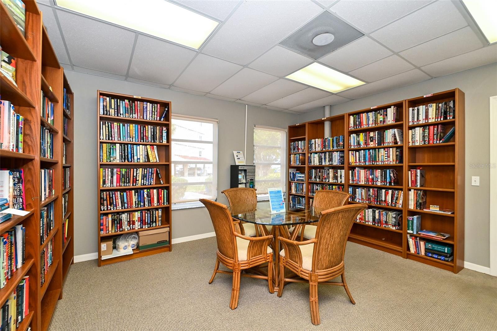 WINDWARD BAY AMD - Residential