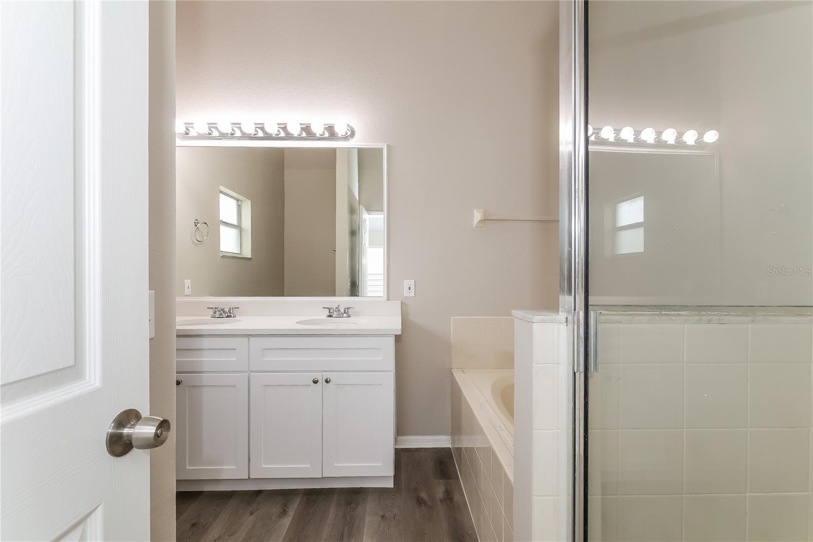 RANDA RIDGE PH 02 - Residential Lease