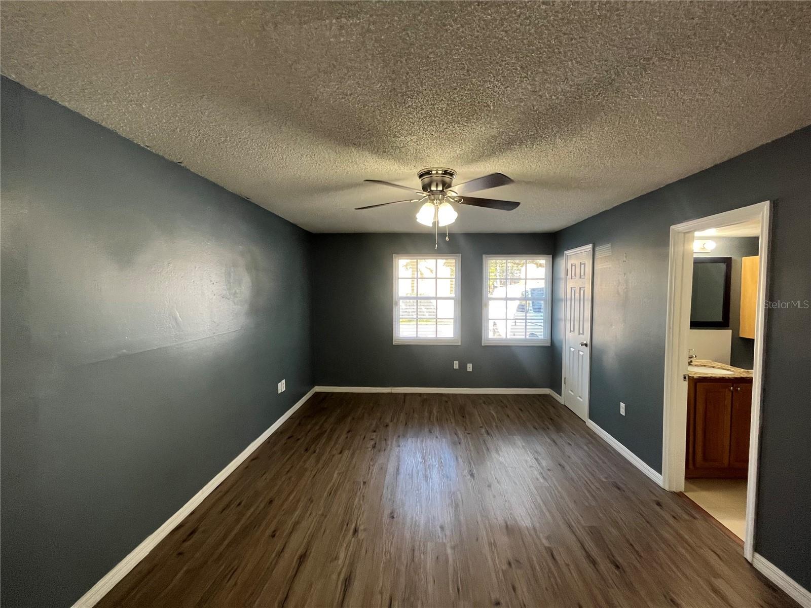 CATALINA ISLES CONDO - Residential Lease