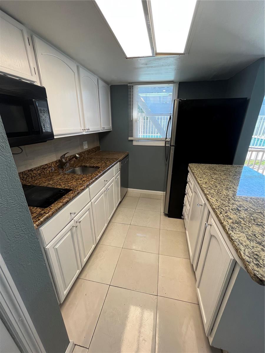 CATALINA ISLES CONDO - Residential Lease