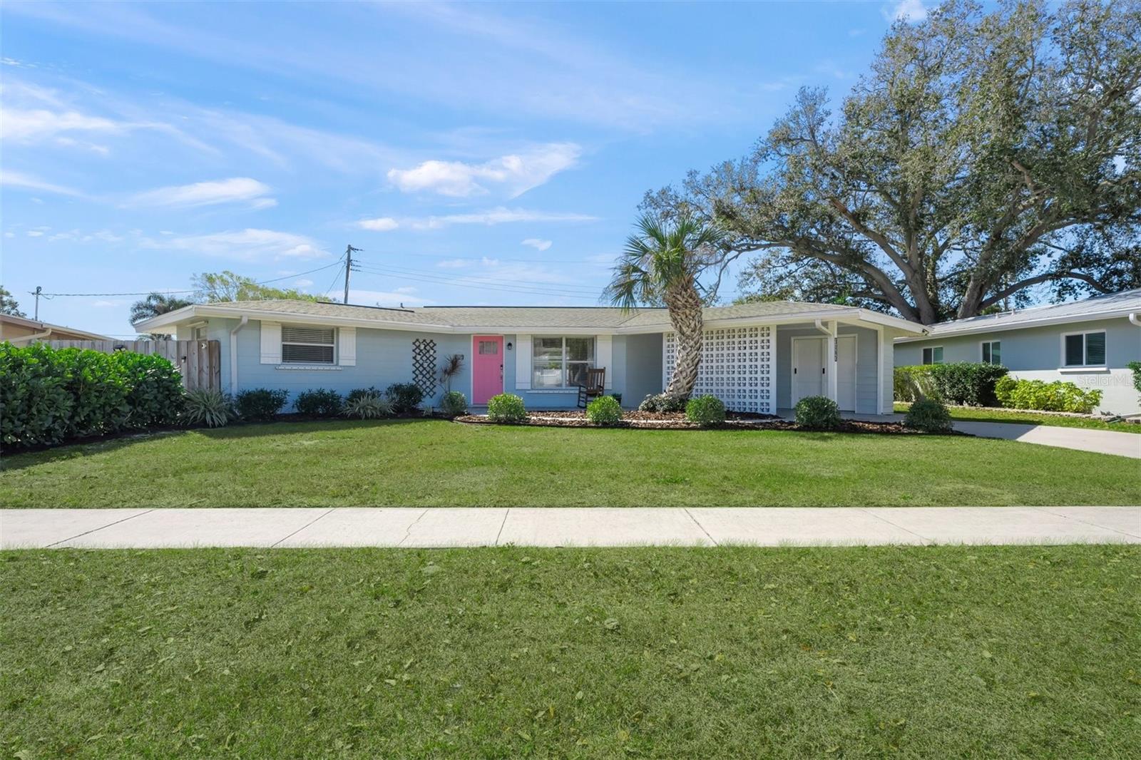 GULF GATE - Residential