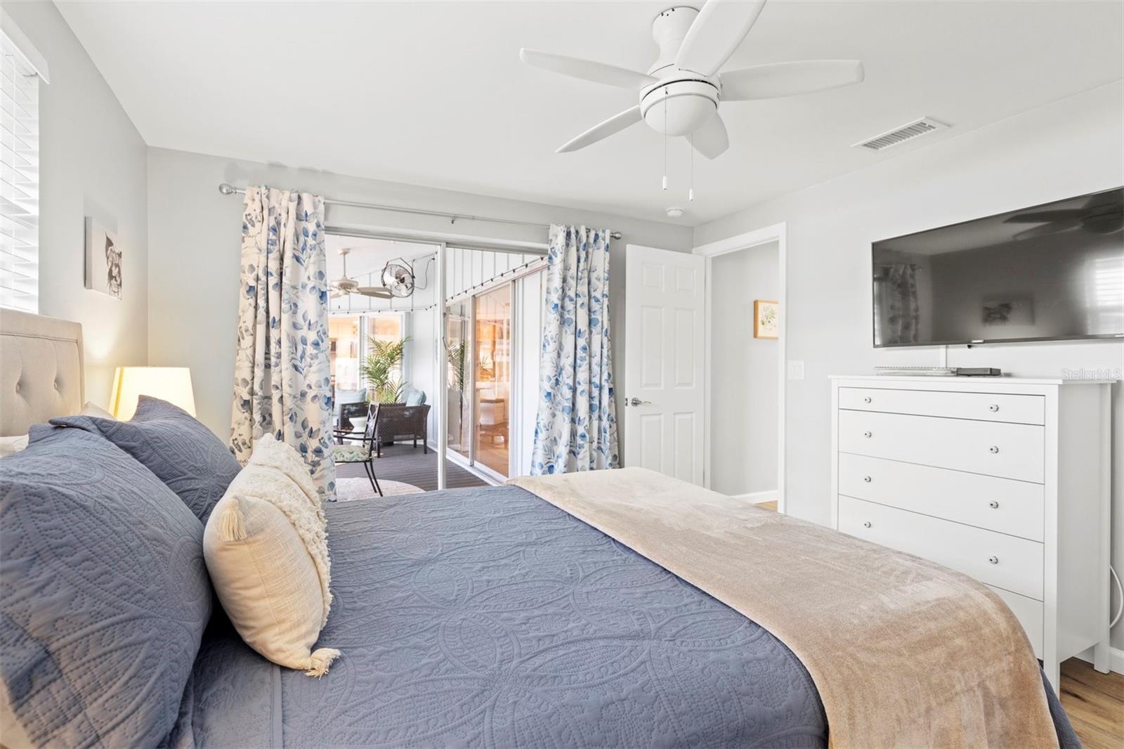 GULF GATE - Residential