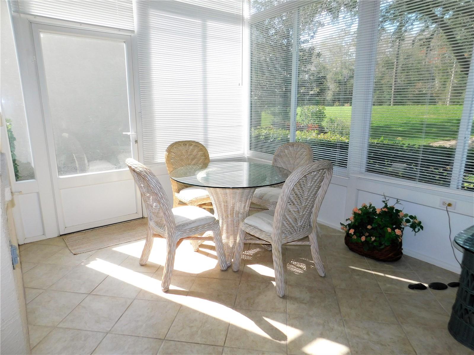 PARCEL B - THE PINNACLE - Residential Lease