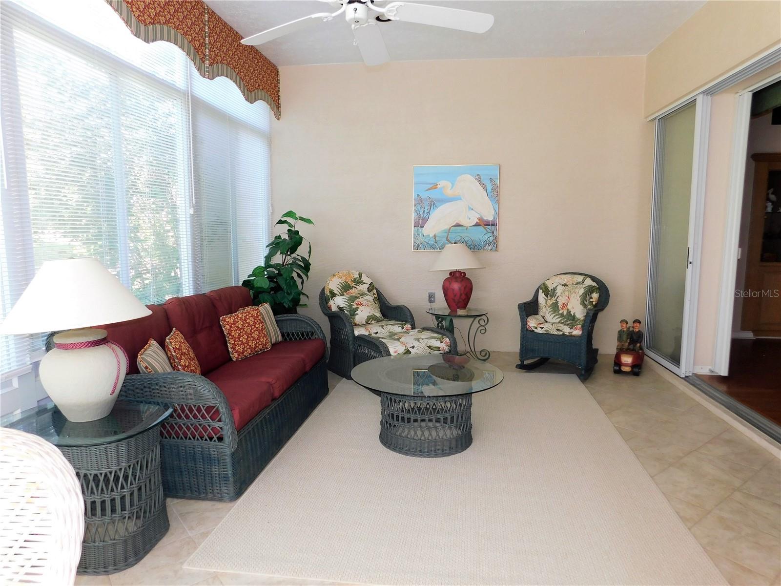 PARCEL B - THE PINNACLE - Residential Lease