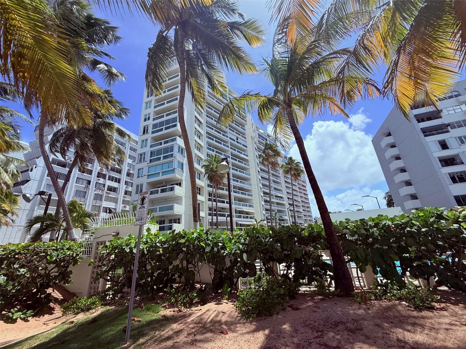 Just Listed!!! Playa Serena! On The Beach- Brand New Full Power generator- Brand New elevators- Furnished and minimalist decorated middle floor apartment with spacious layout and outdoor balcony with water. tennis court and city views; Open Kitchen fully equipped with state of the art equipment, a/c in every room. Great Location! just steps from The Ritz Carlton and other major hotels & casinos. Playa Serena offers: offers 2 parking spaces, visitors parking, water cistern, full power generator, 24/7 Security guards on duty, elegant recently lobbies, new elevators, gym, pin -pon area, resort-style amenities with tropical gardens, spectacular pool and bar area and direct beach access to one of the most beautiful beach in the area.
Good credit a MUST - no pets - no sublease, one year lease agreement.