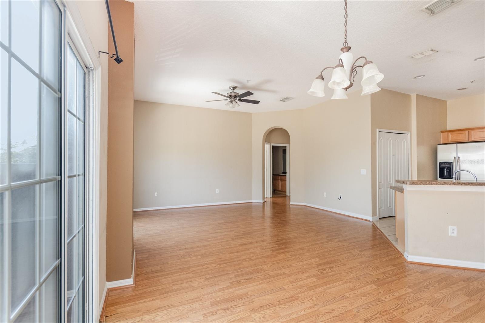 CARTER GLEN CONDOMINIUM PHASE 2 - Residential