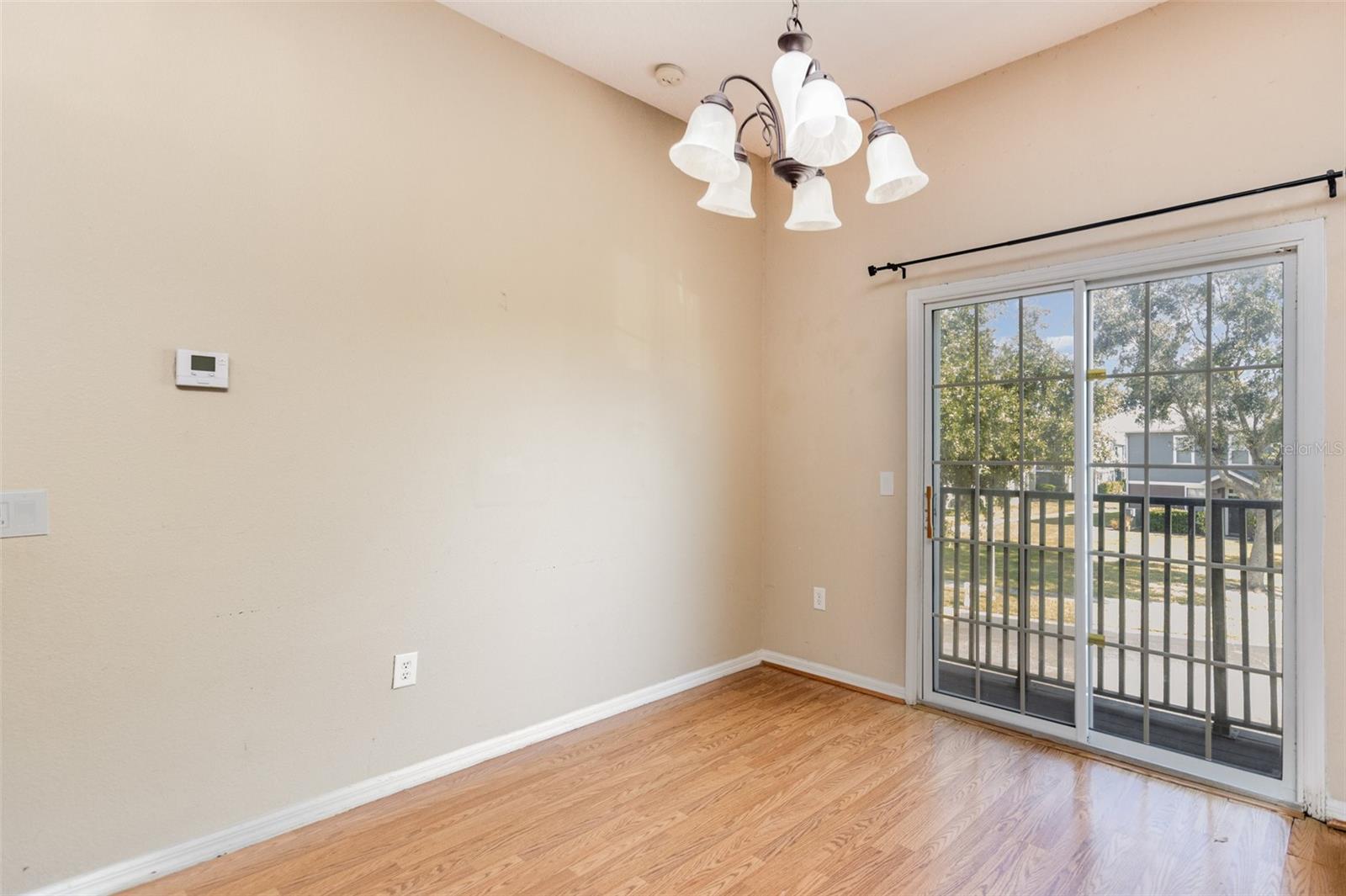 CARTER GLEN CONDOMINIUM PHASE 2 - Residential