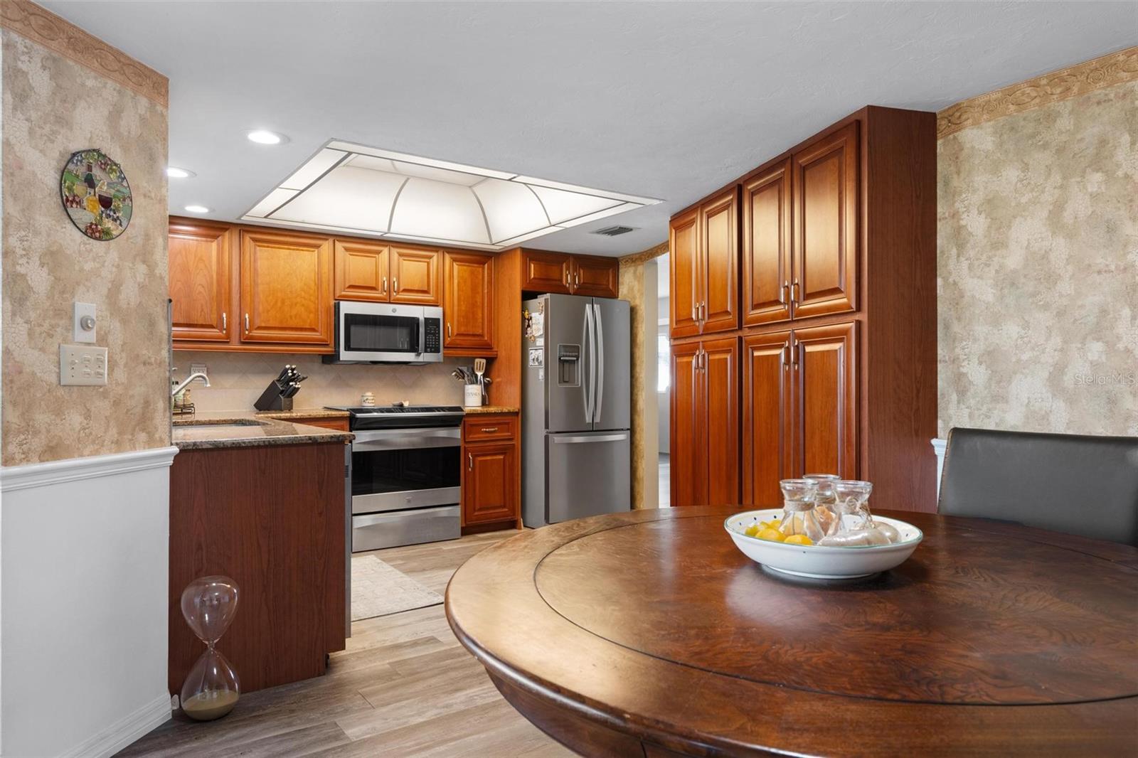 VENICE GARDENS - Residential