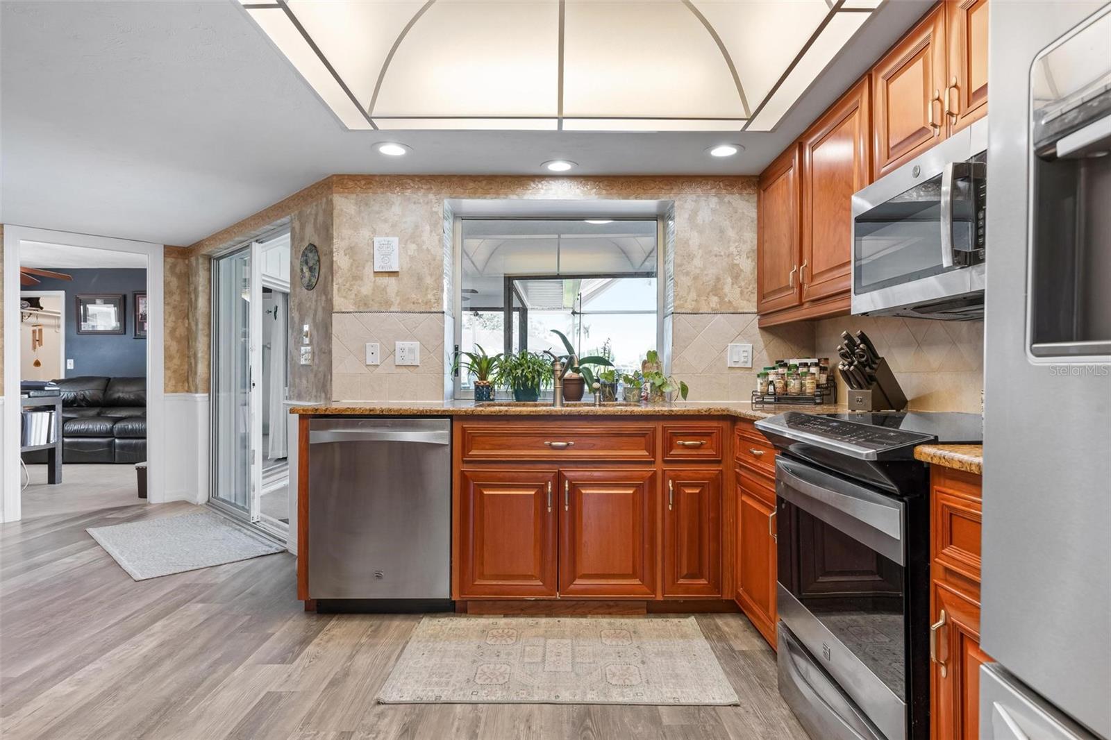 VENICE GARDENS - Residential