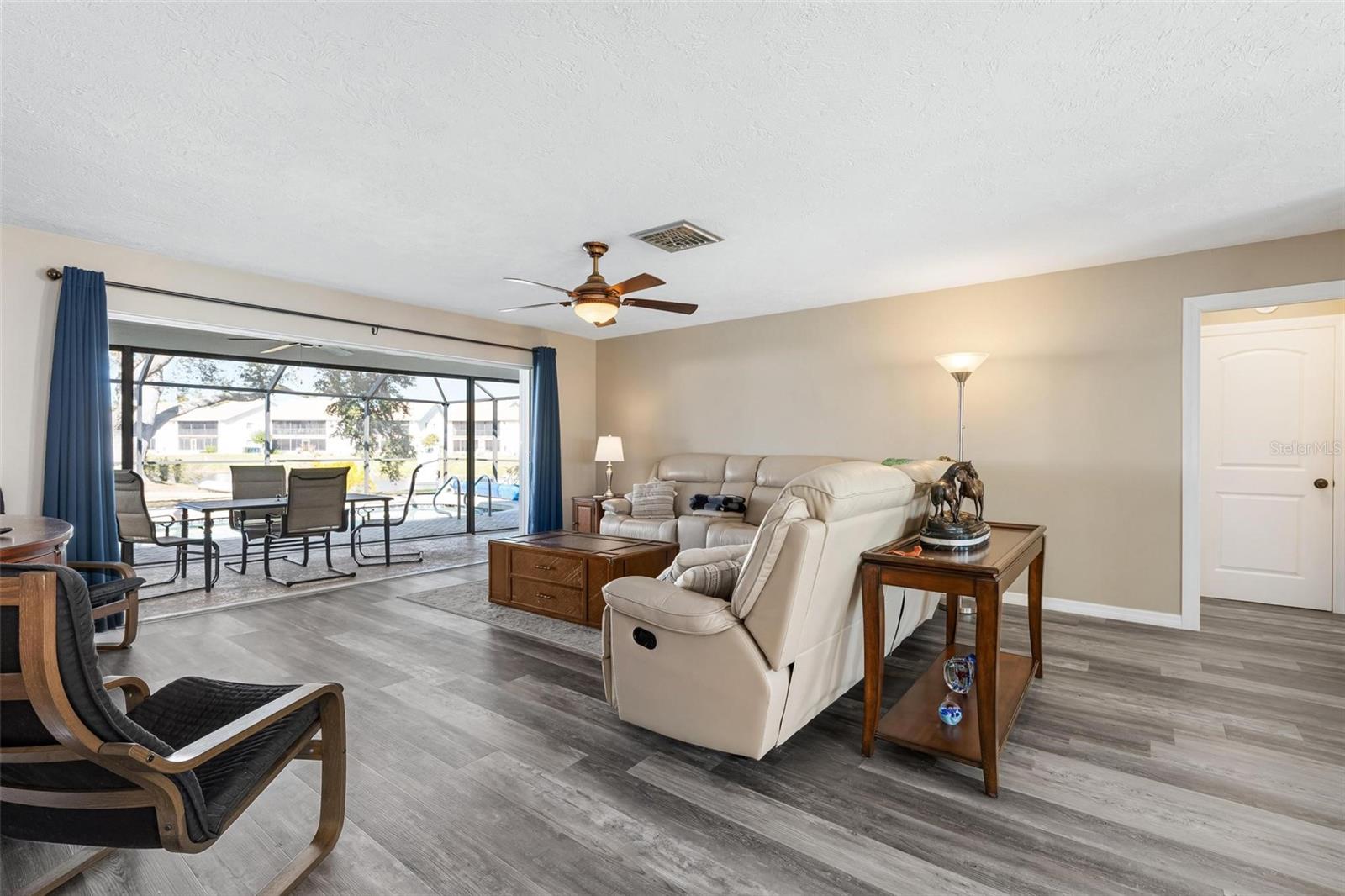 VENICE GARDENS - Residential