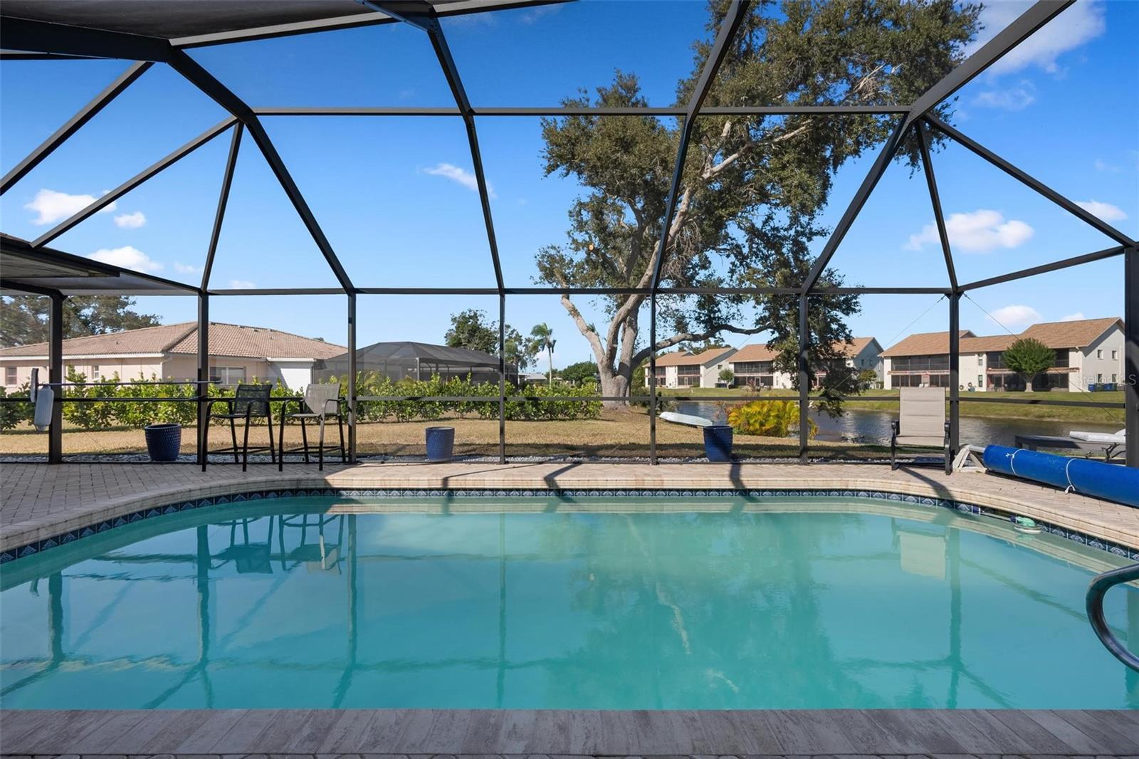 VENICE GARDENS - Residential