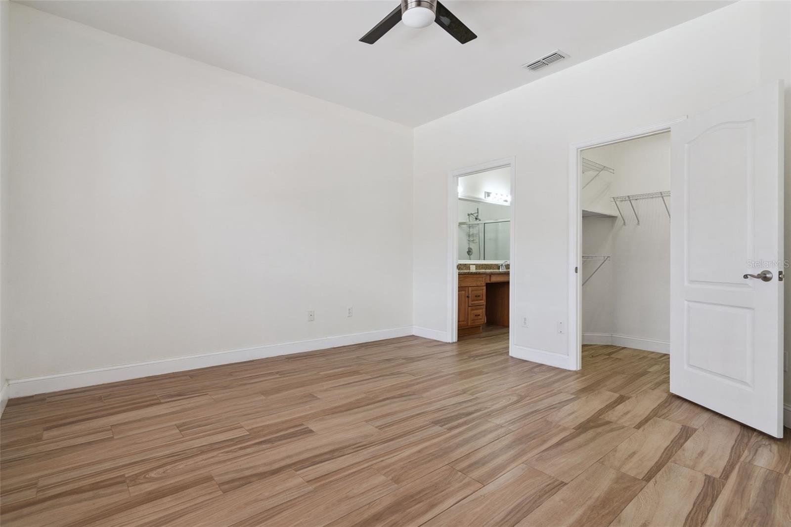 WATERSIDE ESTATES - Residential