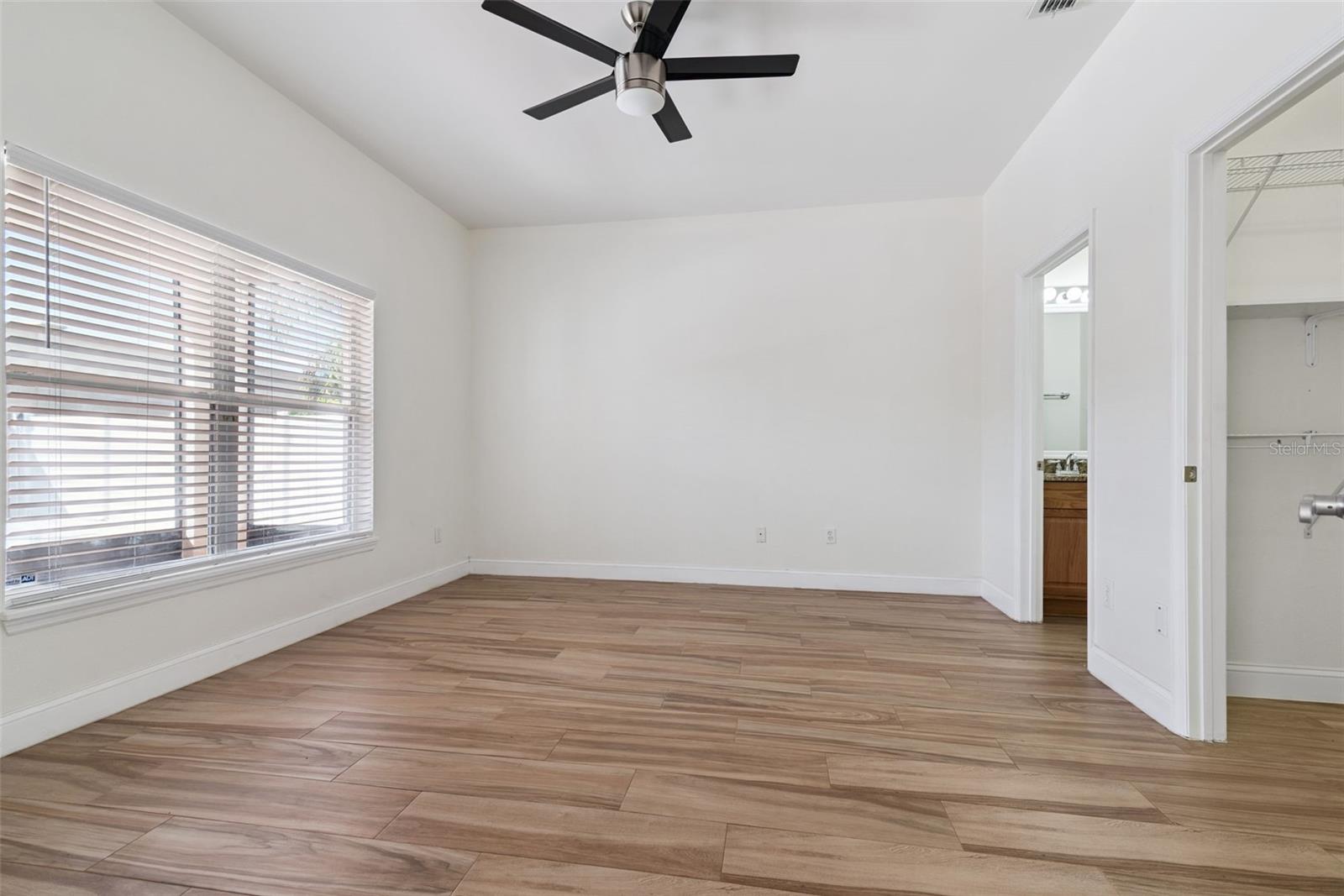 WATERSIDE ESTATES - Residential