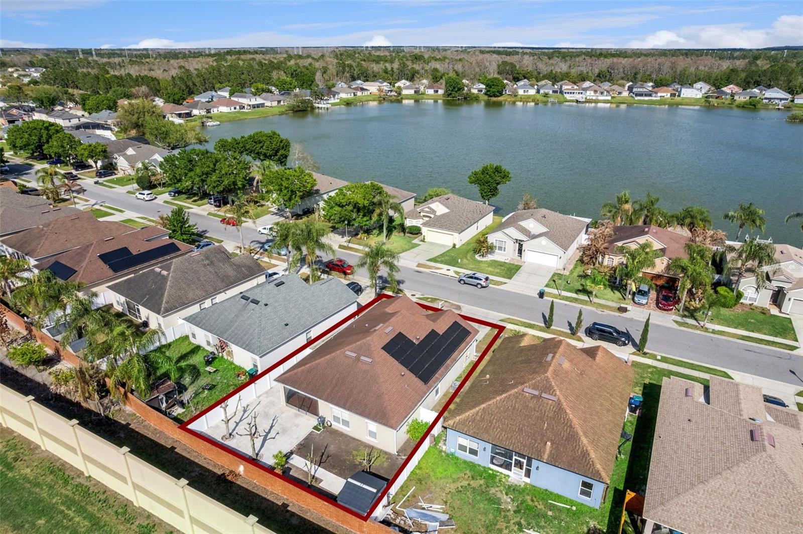 WATERSIDE ESTATES - Residential