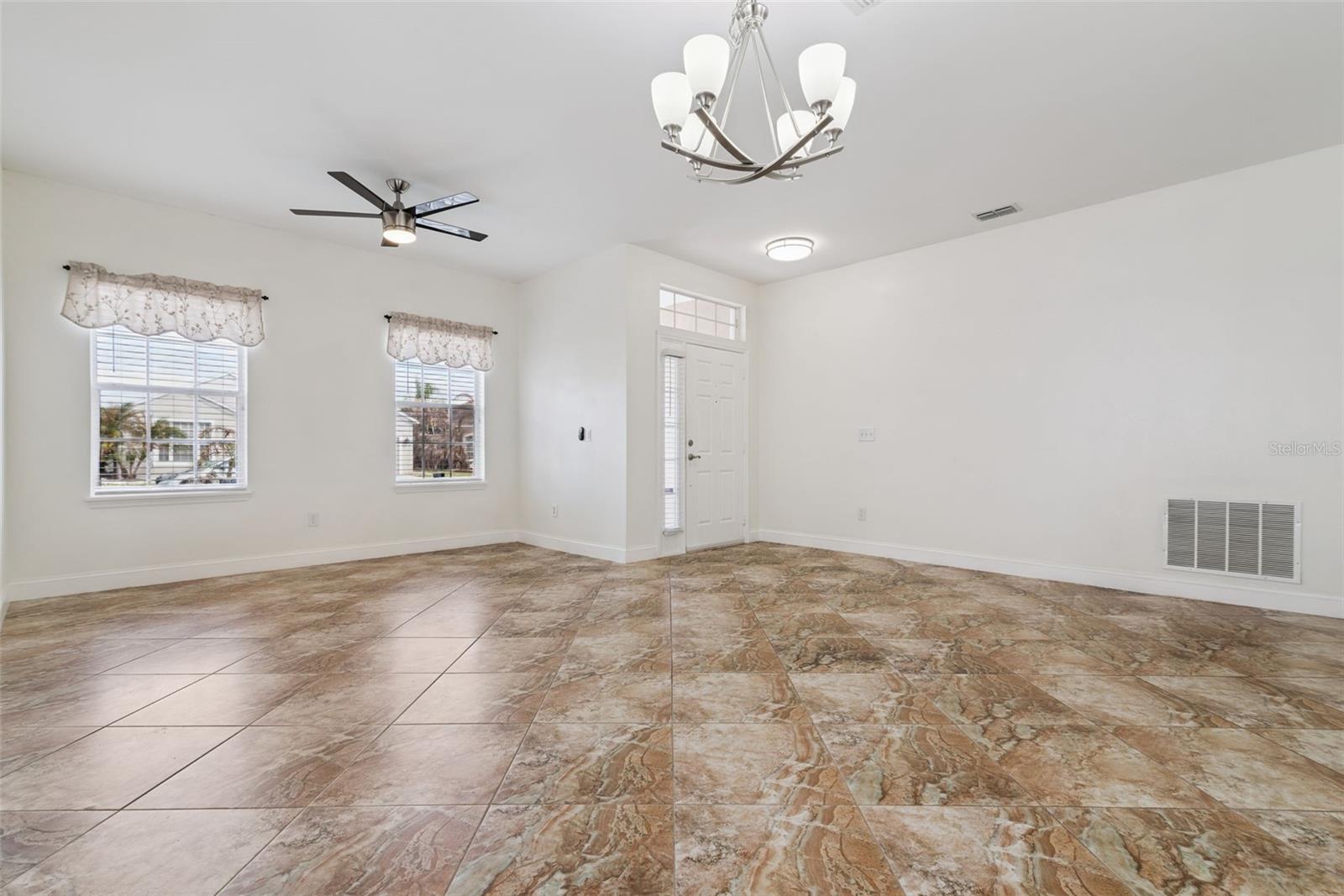 WATERSIDE ESTATES - Residential